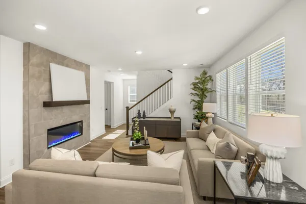 $489,990 | 2368 Williamsport Landing, Columbia, TN 38401