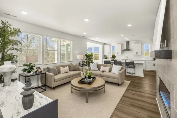 $489,990 | 2368 Williamsport Landing, Columbia, TN 38401