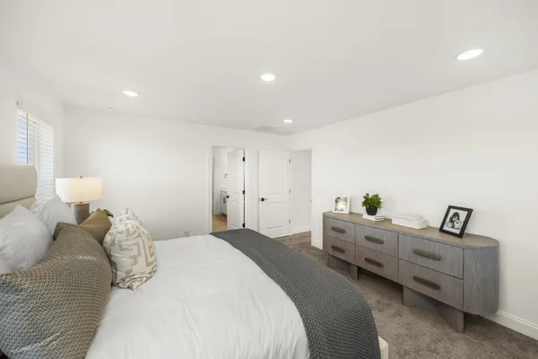 $489,990 | 2368 Williamsport Landing, Columbia, TN 38401