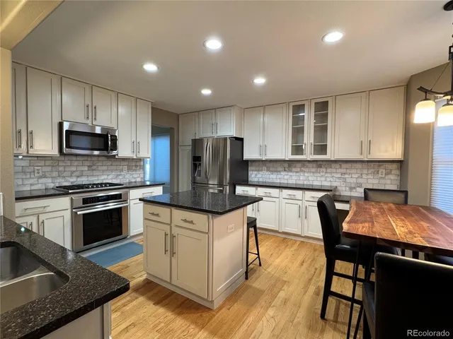 $877,500 | 16059 West 65th Place, Arvada, CO 80007