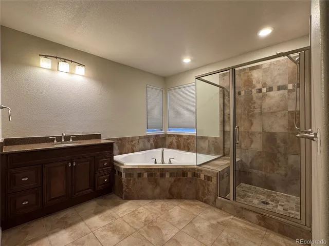 $877,500 | 16059 West 65th Place, Arvada, CO 80007