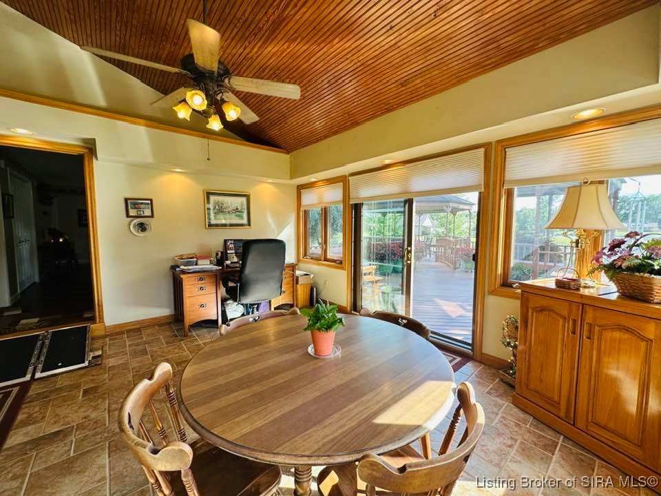 2207 West Robin Road Scottsburg, IN 47170 - Photo 16 of 80