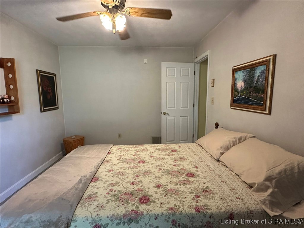 2207 West Robin Road Scottsburg, IN 47170 - Photo 55 of 80