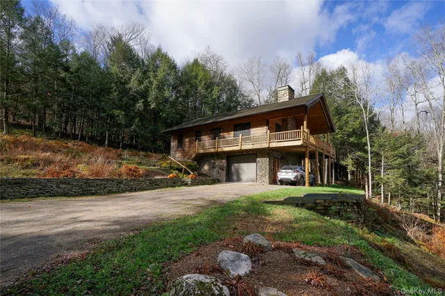 $835,000 | 149 Craigie Clair Road, Livingston Manor, NY 12758