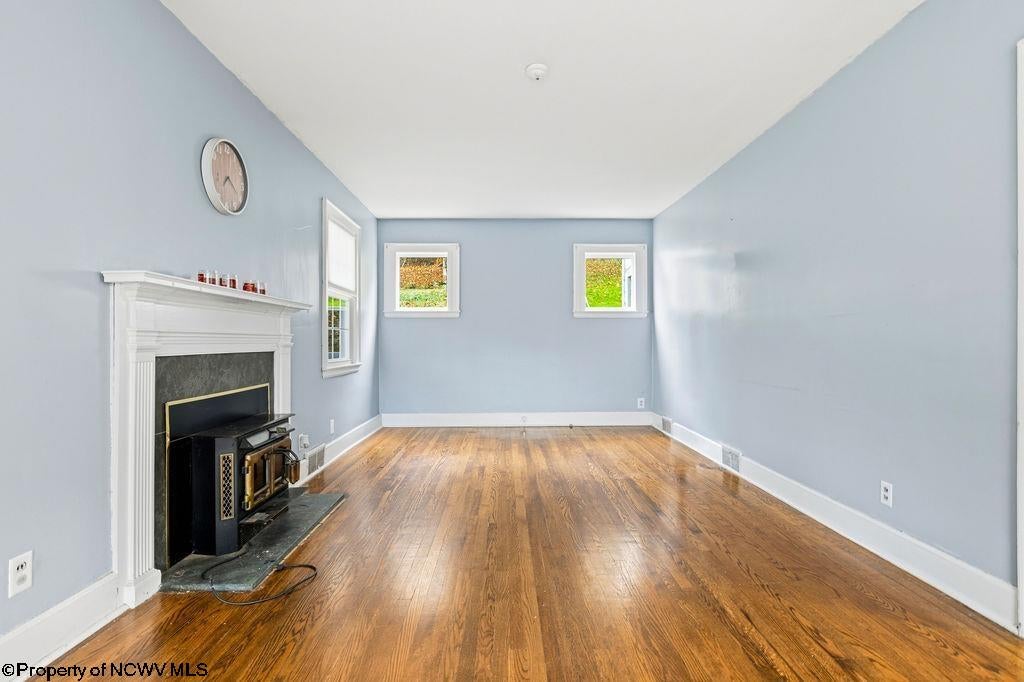 12 Outlook Road Fairmont, WV 26554 - Photo 6 of 46 Gallery Image 6