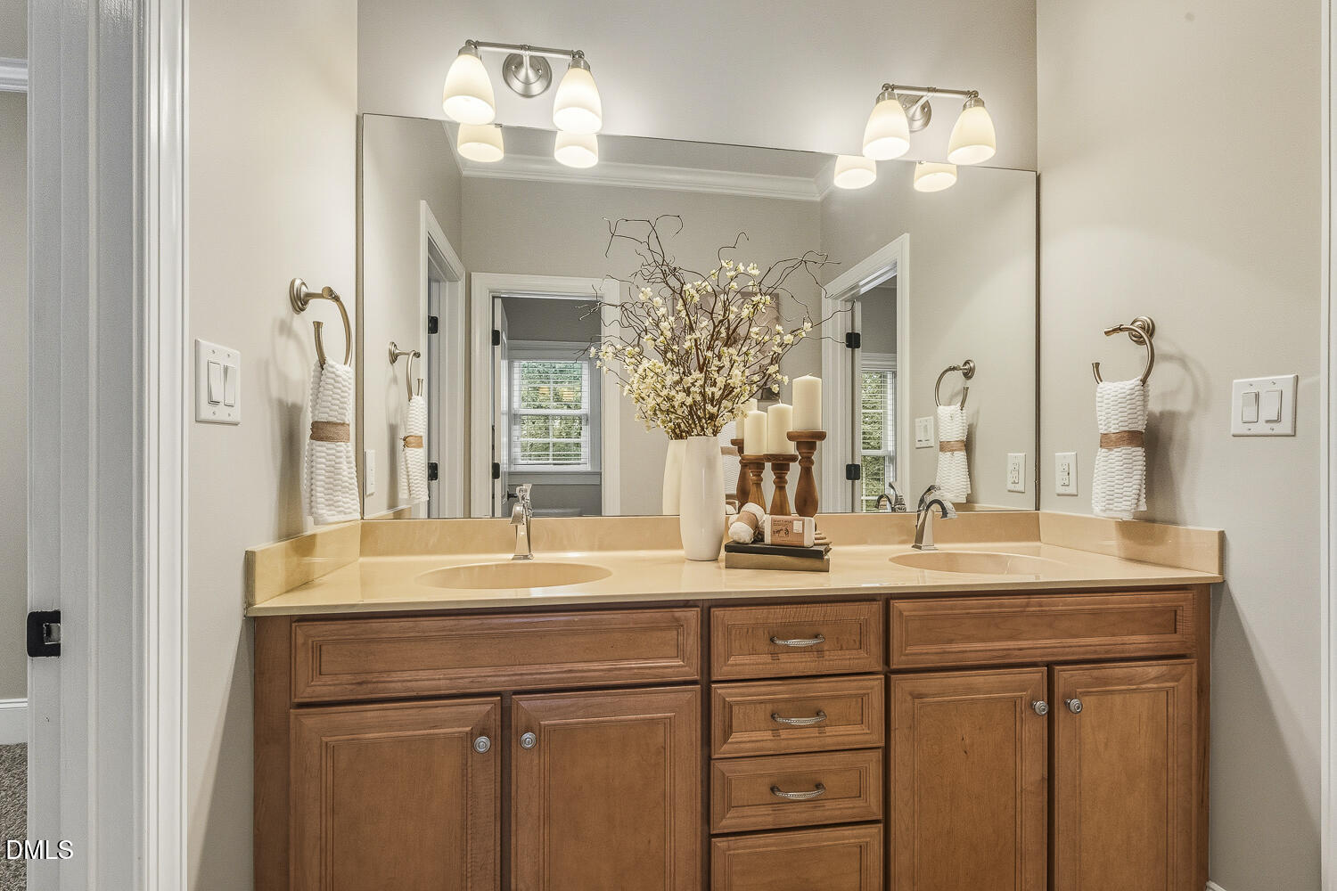 3904 Manly Farm Road Wake Forest, NC 27587 - Photo 13 of 24 1st Floor Jack-n-Jill Full Bath