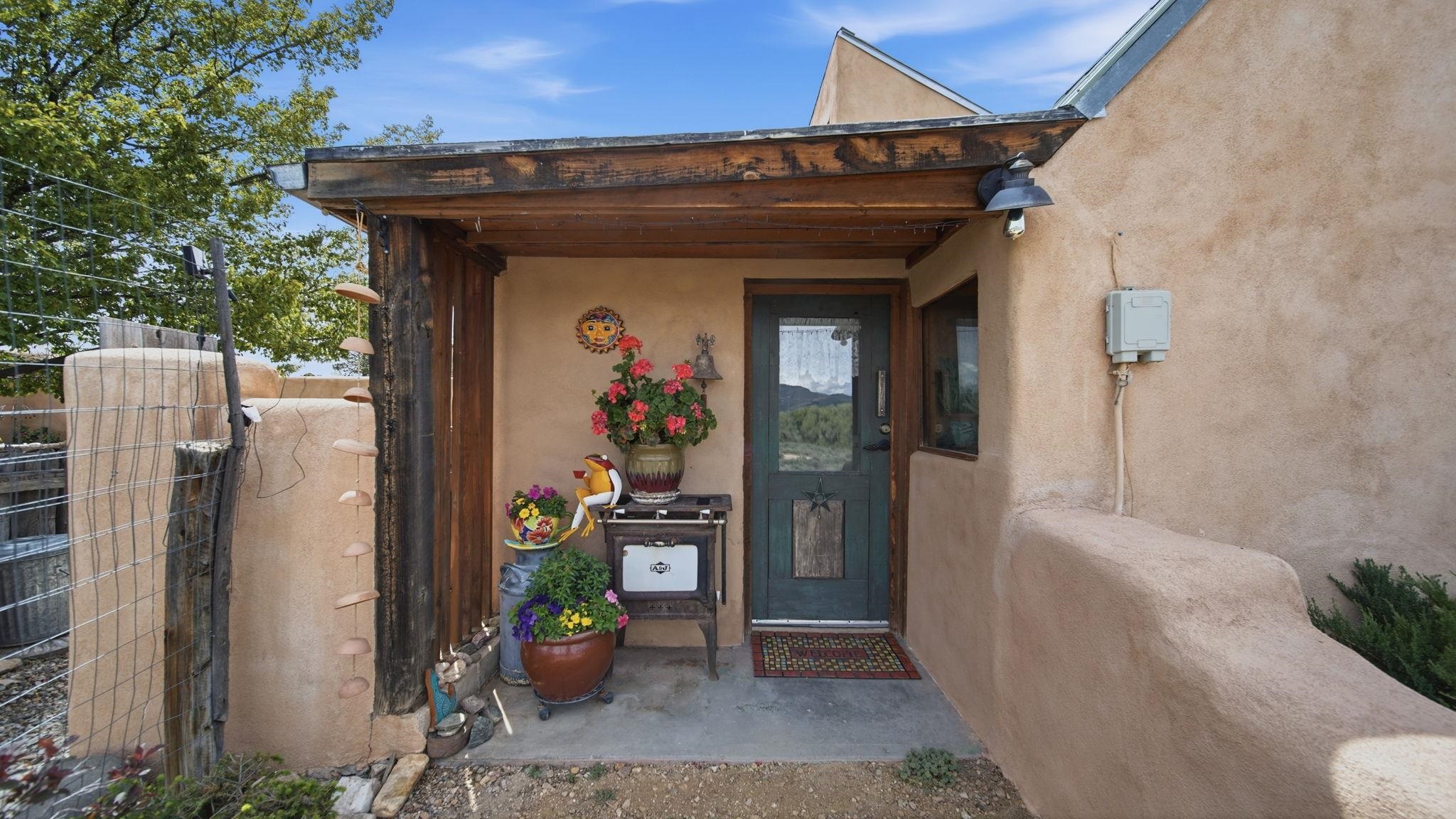 1218 Conejo Road El Prado, NM 87529 - Photo 2 of 32 Gallery Image 2
