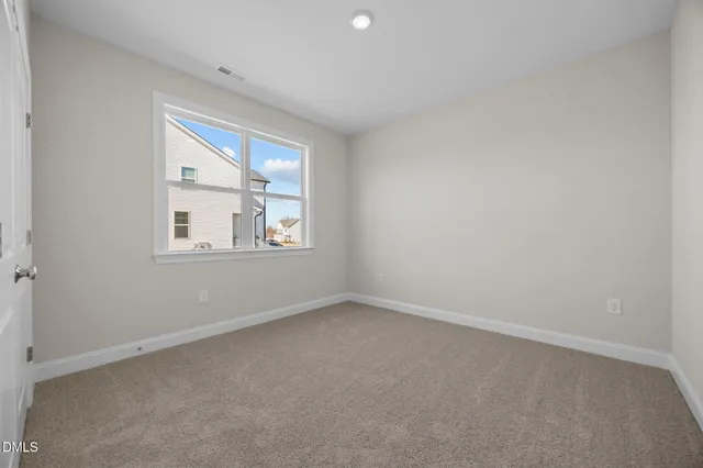 $459,000 | 25 Diamond Creek Drive, Zebulon, NC 27597