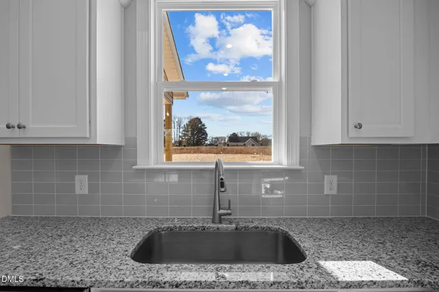 $459,000 | 25 Diamond Creek Drive, Zebulon, NC 27597