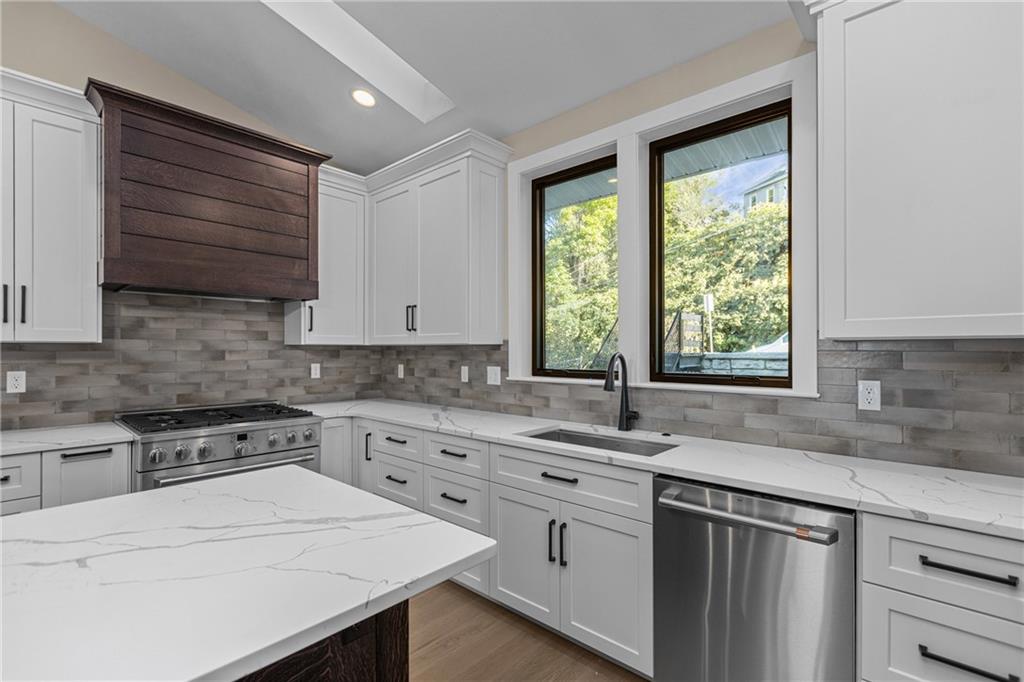 424 William Street Pittsburgh, PA 15211 - Photo 11 of 33 Gallery Image 11