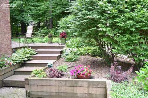 1122 Kings Carriage Road Grand Blanc, MI 48439 - Photo 4 of 46 20422995-3.JPG
