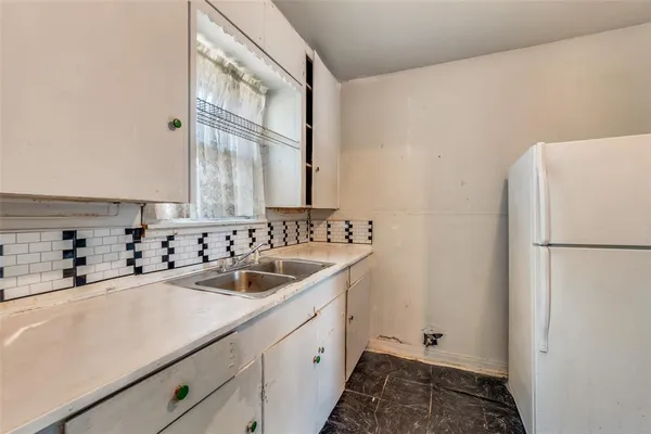 $750 | 2723 Marder Street, Dallas, TX 75215