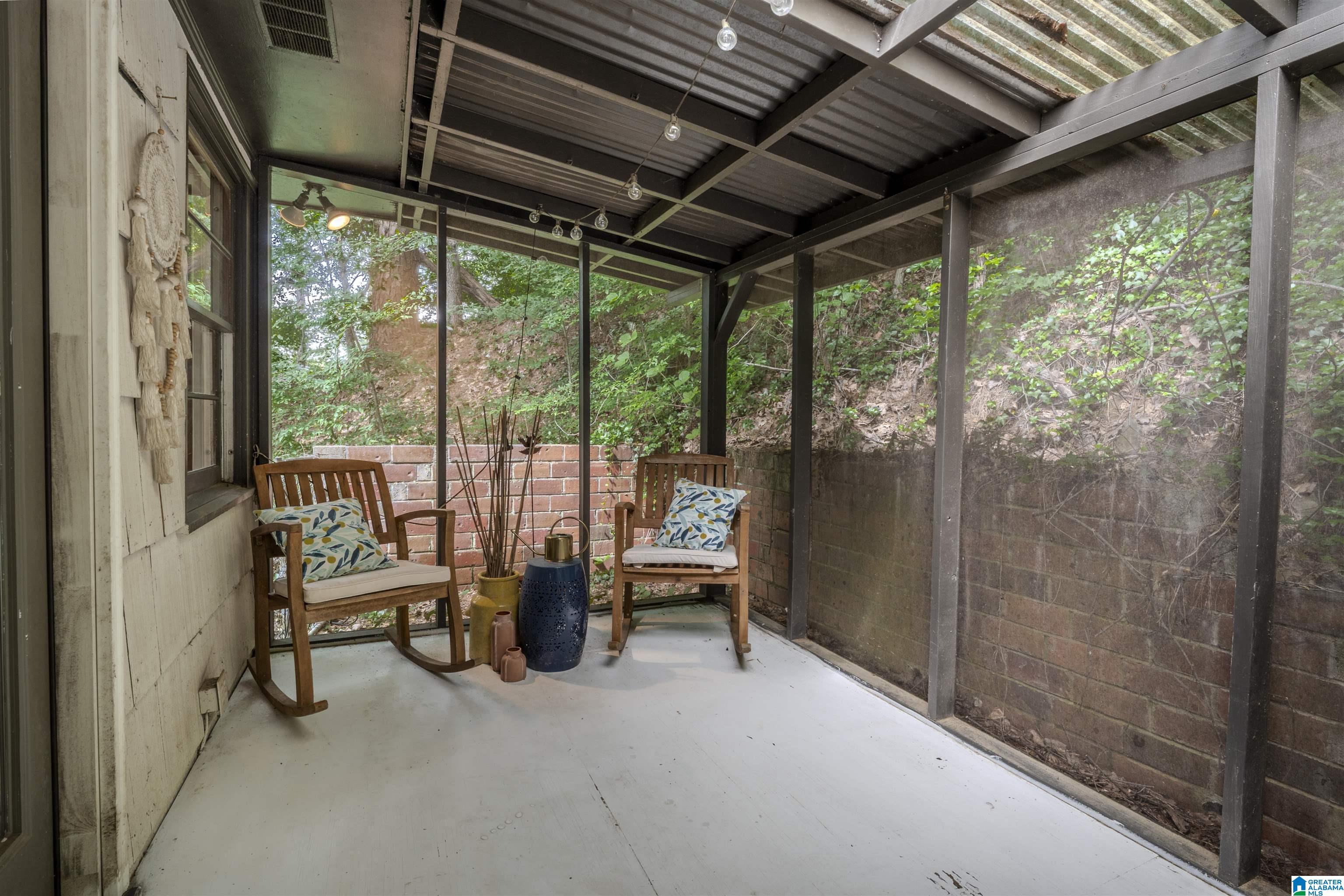1519 Berry Road Birmingham, AL 35226 - Photo 10 of 45