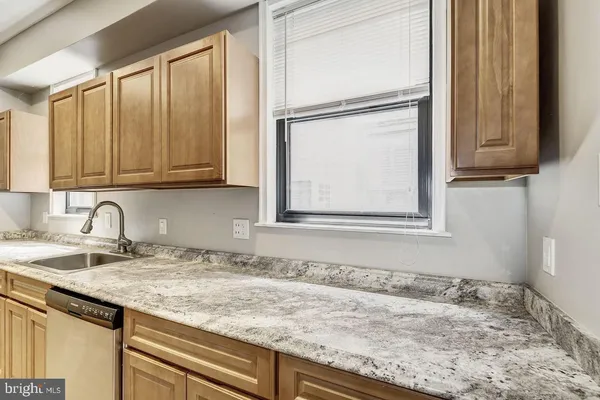 $1,500 | 2343 North College Avenue, Unit 2, Philadelphia, PA 19121