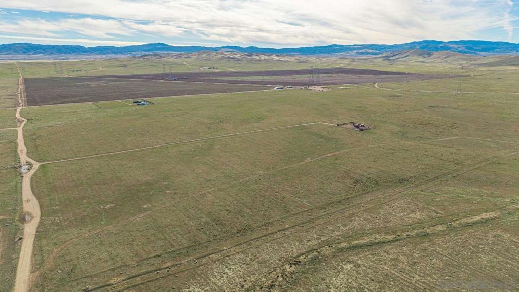 0 130th Street West Lancaster, CA 93536 - Photo 17 of 45 a view of an empty room