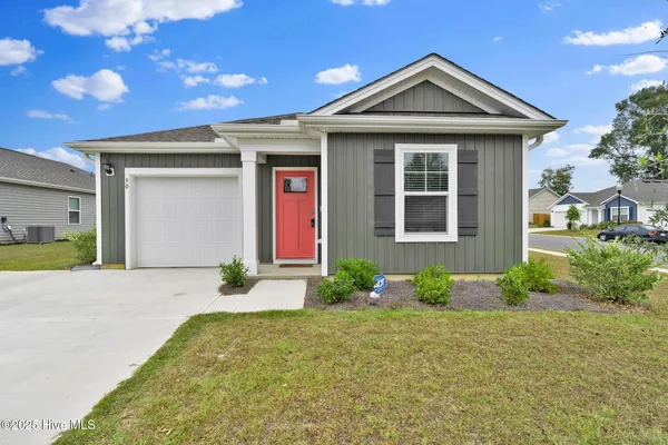 $262,900 | 90 Eagle Crk Drive Northeast, Bolivia, NC 28422