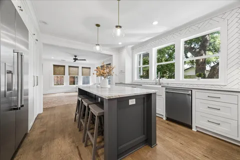 $1,495,000 | 1645 Kipling Street, Houston, TX 77006