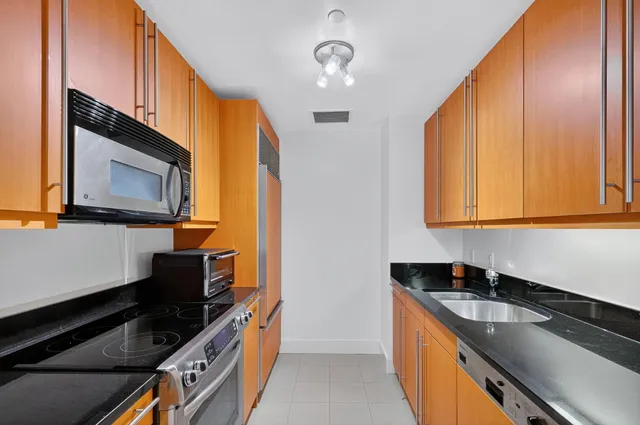 $2,190,000 | 1435 Brickell Avenue, Unit 3401, Miami, FL 33131