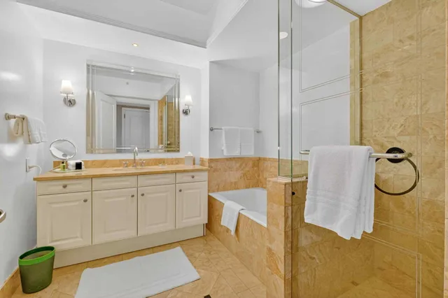 $2,190,000 | 1435 Brickell Avenue, Unit 3401, Miami, FL 33131