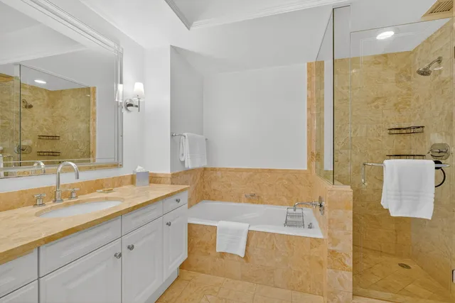 $2,190,000 | 1435 Brickell Avenue, Unit 3401, Miami, FL 33131