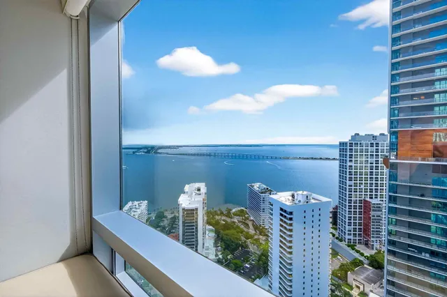 $2,190,000 | 1435 Brickell Avenue, Unit 3401, Miami, FL 33131