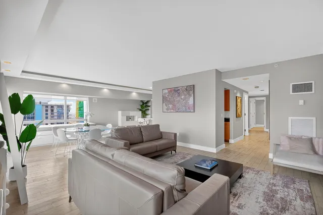 $2,190,000 | 1435 Brickell Avenue, Unit 3401, Miami, FL 33131