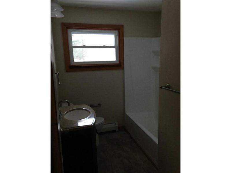 79 Wansack Road West Middlesex, PA 16159 - Photo 11 of 14 Full Bath.