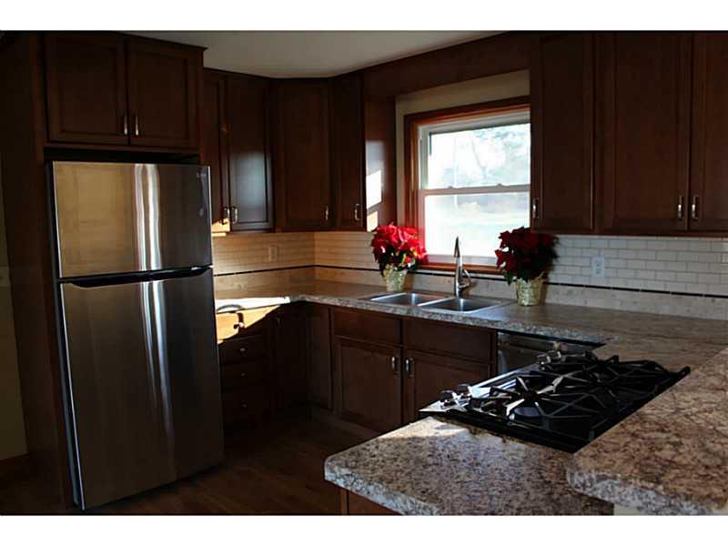79 Wansack Road West Middlesex, PA 16159 - Photo 6 of 14 Cafeteria/Kitchen.