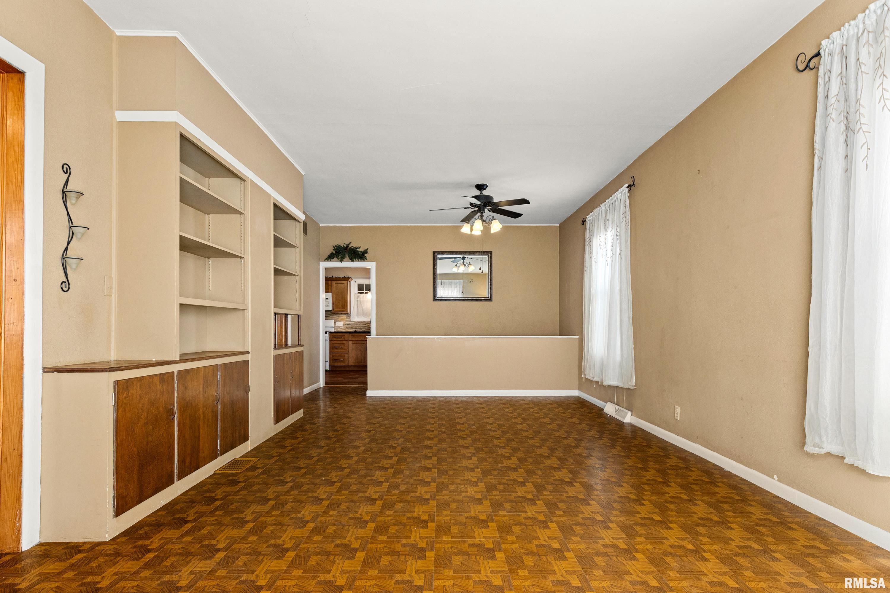 523 North Main Street Morton, IL 61550 - Photo 13 of 64