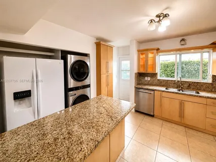 $1,595,000 | 9156 Froude Avenue, Surfside, FL 33154