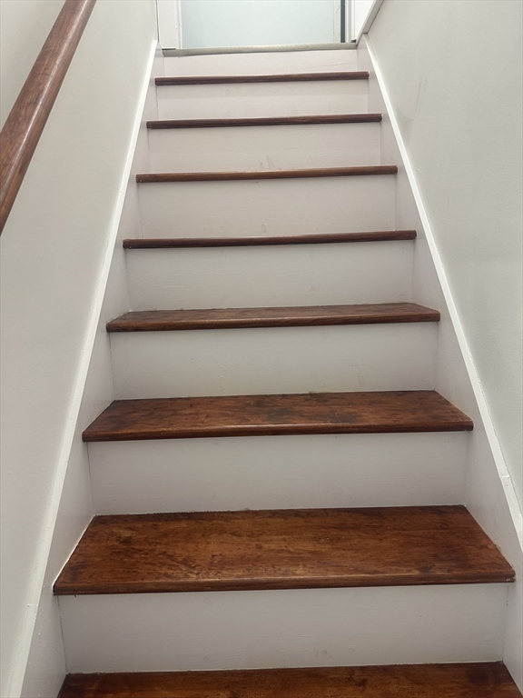 23 West 5th Street, Unit 1B Lowell, MA 01850 - Photo 3 of 5