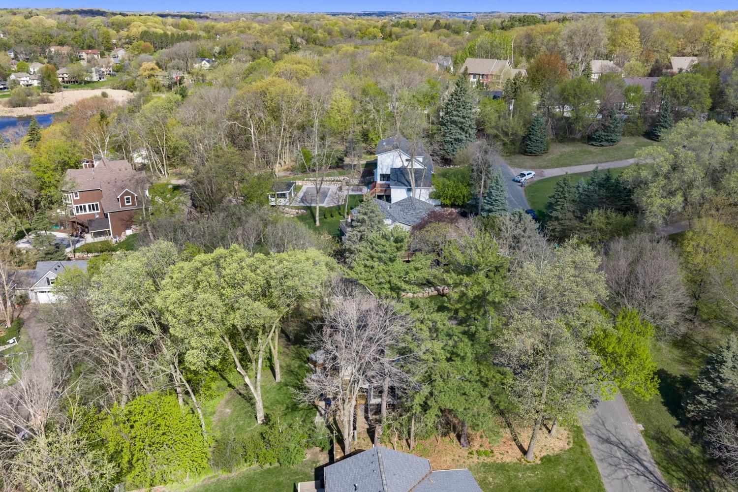531 Indian Hill Road Chanhassen, MN 55317 - Photo 13 of 81