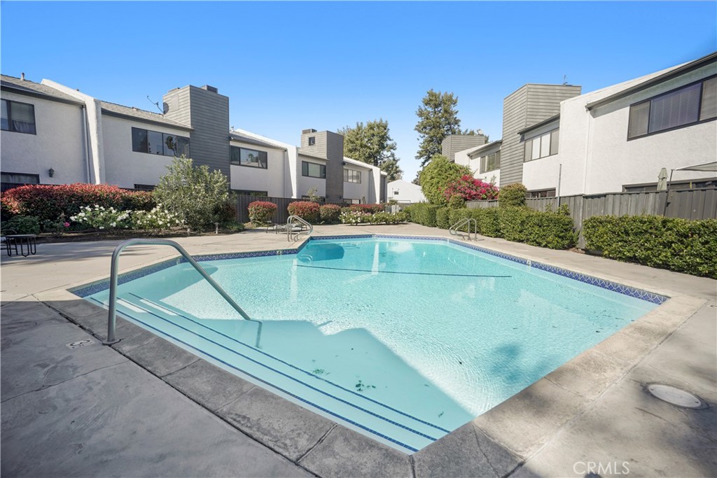 11311 Tampa Avenue, Unit 21 Porter Ranch, CA 91326 - Photo 31 of 36 a view of a tennis court