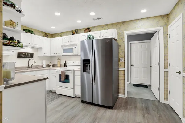 $274,900 | 1664 Vidalia Court, Greenwood, IN 46143