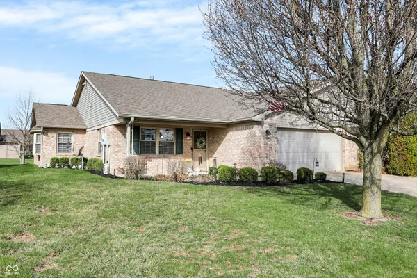 $274,900 | 1664 Vidalia Court, Greenwood, IN 46143