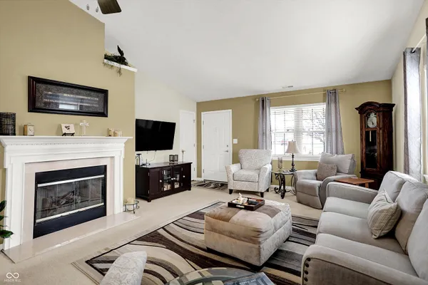 $274,900 | 1664 Vidalia Court, Greenwood, IN 46143