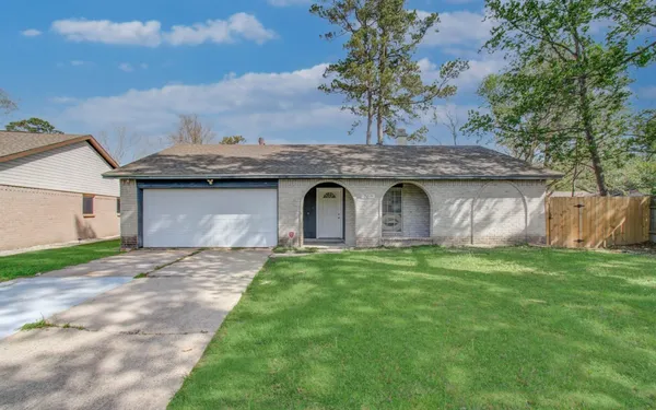 $1,775 | 7015 Maple Fox Drive, Humble, TX 77338