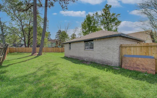 $1,775 | 7015 Maple Fox Drive, Humble, TX 77338