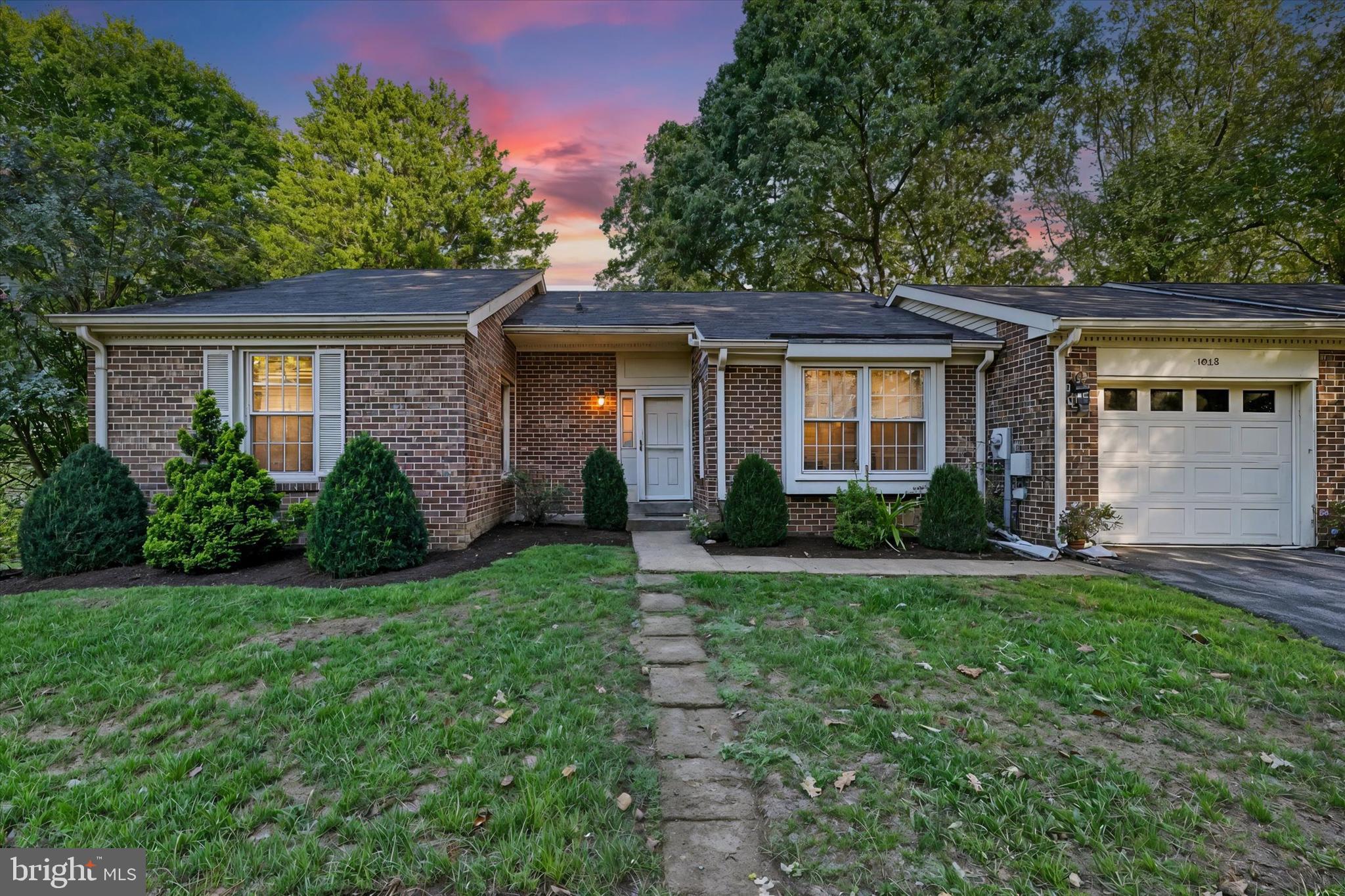 1012 Mastline Drive Annapolis, MD 21401 - Photo 2 of 85