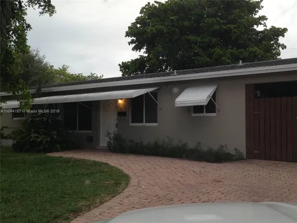 $2,600 | 1325 Southeast 1st Terrace, Deerfield Beach, FL 33441