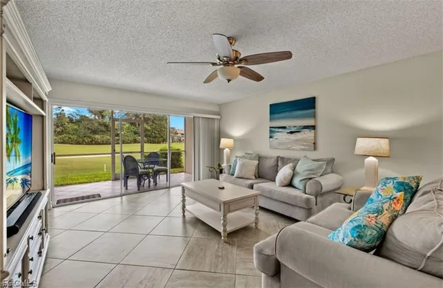 $4,500 | 7025 Dennis Circle, Unit G104, Naples, FL 34104