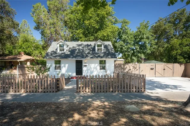 $549,999 | 358 East 12th Street, Chico, CA 95928