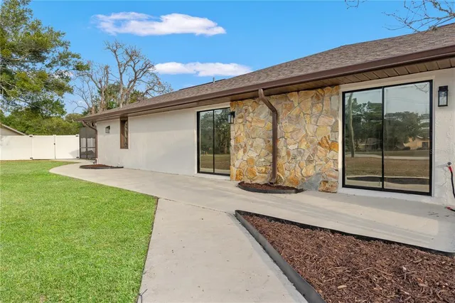 $597,700 | 5404 Glover Drive, Spring Hill, FL 34607