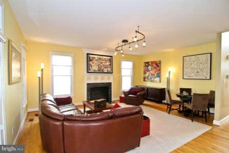 8737 Ridge Road Bethesda, MD 20817 - Photo 8 of 23 Family Room