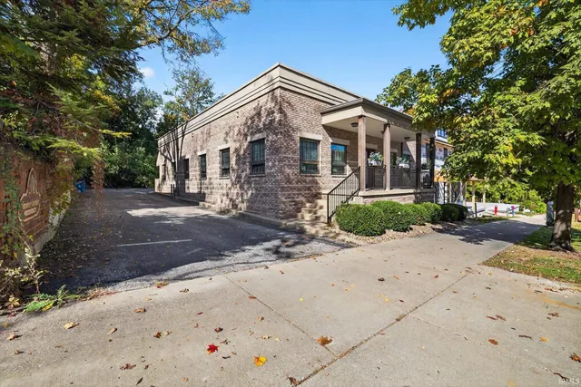 $925,000 | 807 North College Avenue, Bloomington, IN 47404
