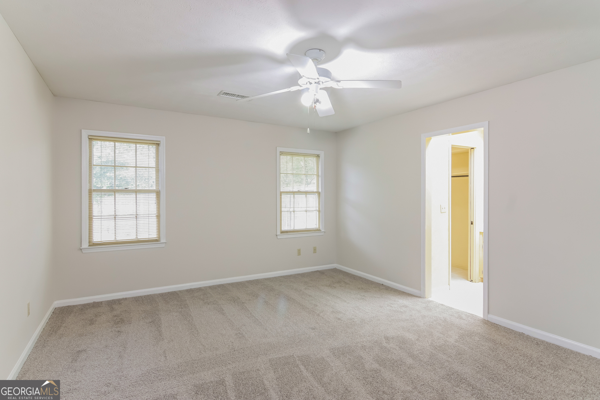 4303 Castlewood Parkway Columbus, GA 31907 - Photo 15 of 19