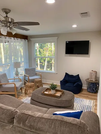 $1,500,000 | 106 Joan Street, Zavalla, TX 75980