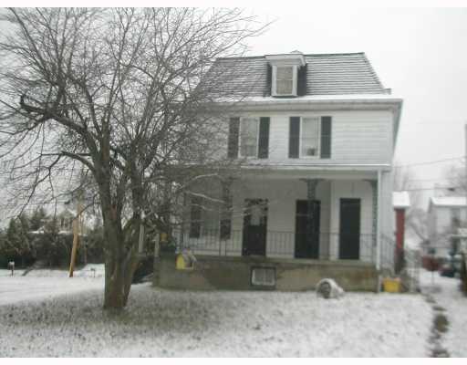 752 Spring Street Zelienople, PA 16063 - Photo 4 of 16 Exterior Back.