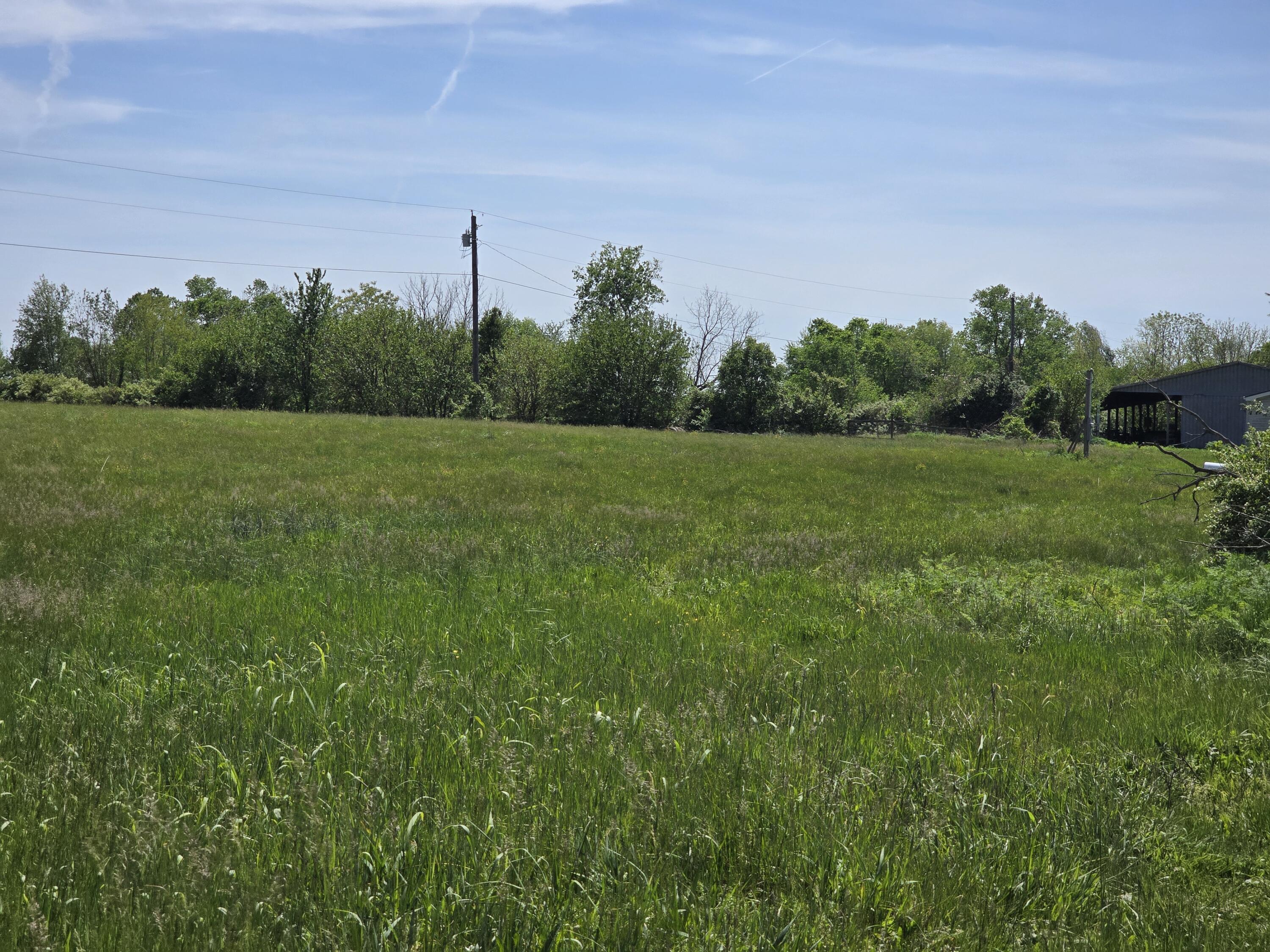 6655 Delaney Ferry Road Versailles, KY 40383 - Photo 7 of 10 20260421_142927(1)