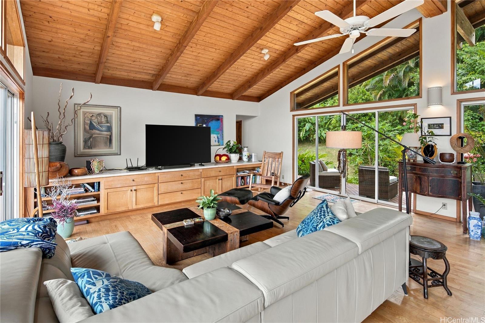 1064 Auloa Road, Unit B Kailua, HI 96734 - Photo 13 of 25 Gallery Image 13